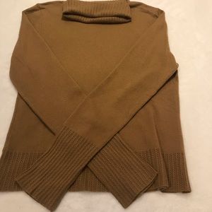 100% cashmere turtleneck